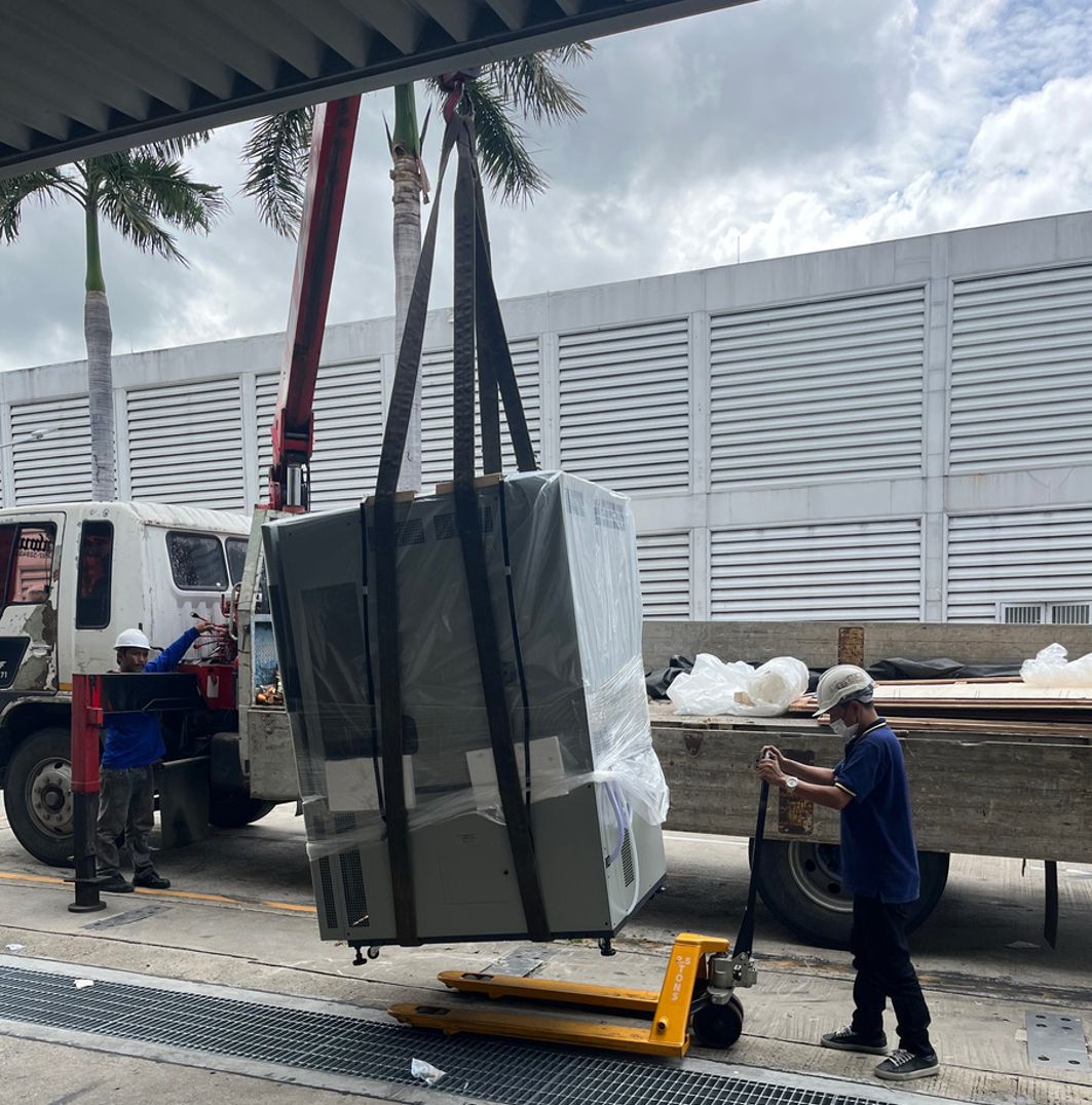 Crane lift into the installation area
